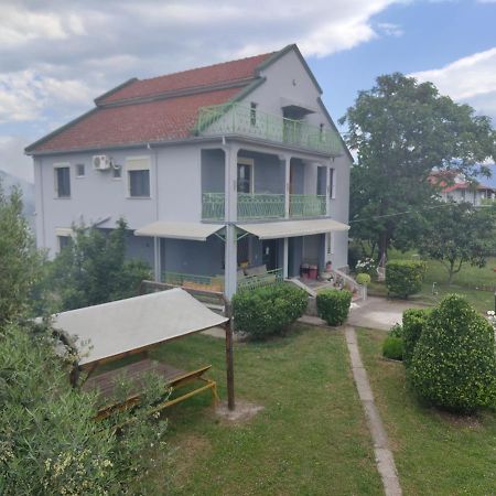 Green Garden Guesthouse Shkodër Dış mekan fotoğraf